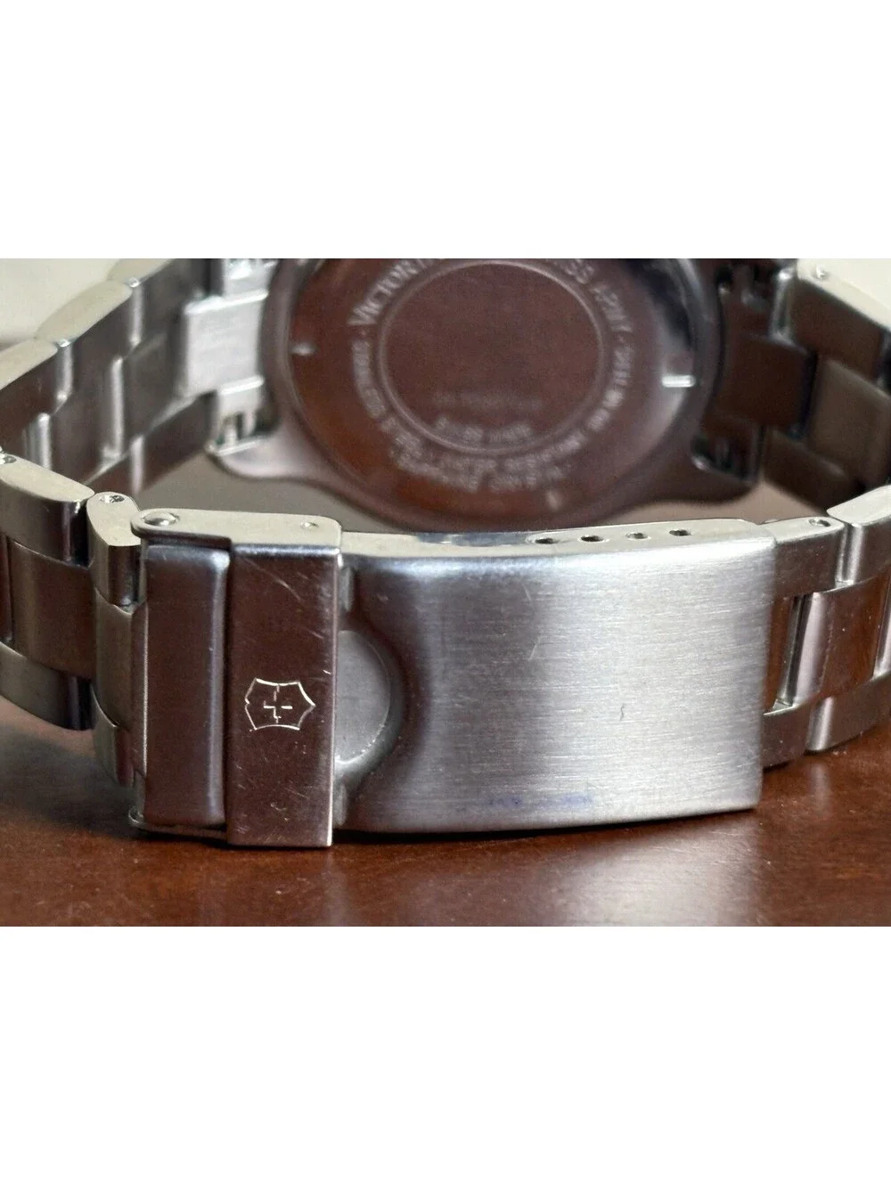 Victorinox Swiss Army Ladies Officer's 1884 Watch 24729 Stainless Date 33mm Runs